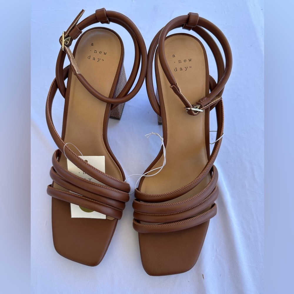 A New Day Tan Strappy Block Heels - Picture 3 of 5
